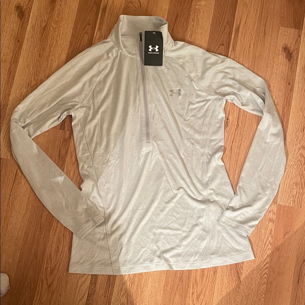 Under Armour women’s loose half-zip heat gear NWT MEDIUM